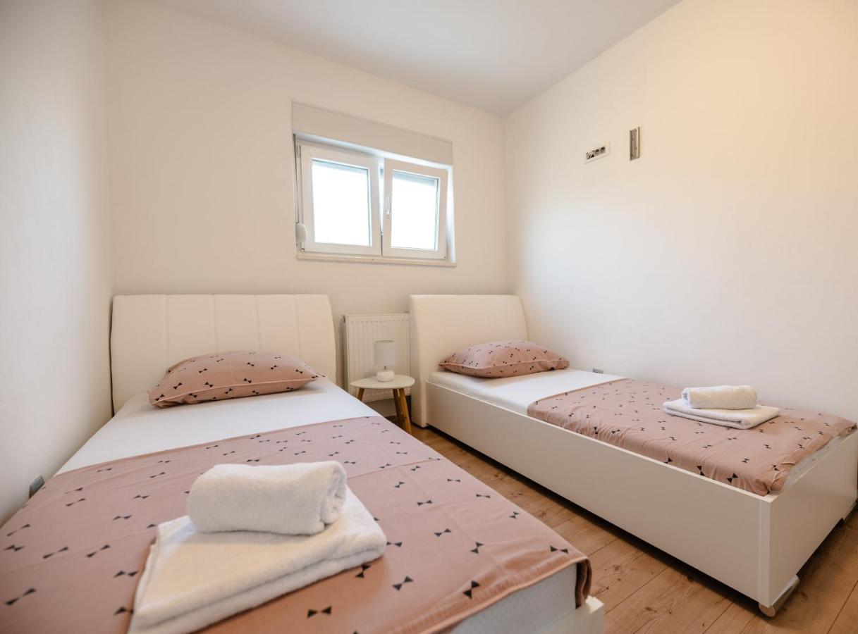 Apartments M Kožino Eksteriør bilde